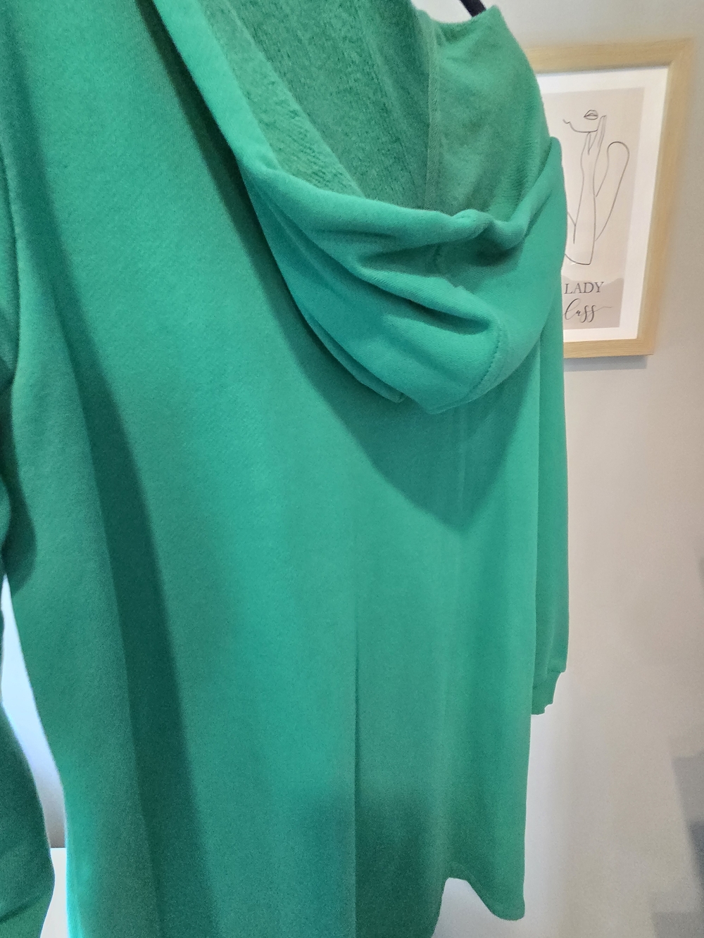 NWT Coverup-Fleece Universal Thread Green Hooded - Picture 9 of 13